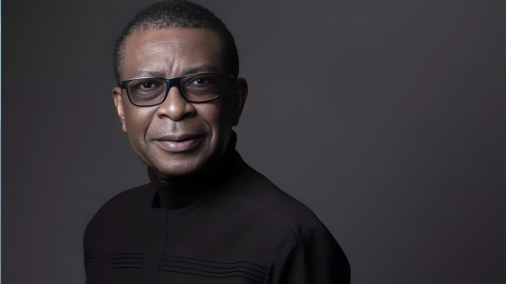 Youssou N’Dour, le grand patron : portrait d’un entrepreneur qui a voulu bâtir plus qu’une légende